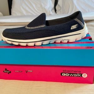 Skechers GO walk 2